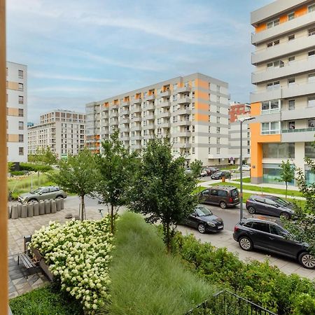 Modern Apartment With Balcony Mokotow Business Centre By Noclegi Renters Warszawa Exteriör bild